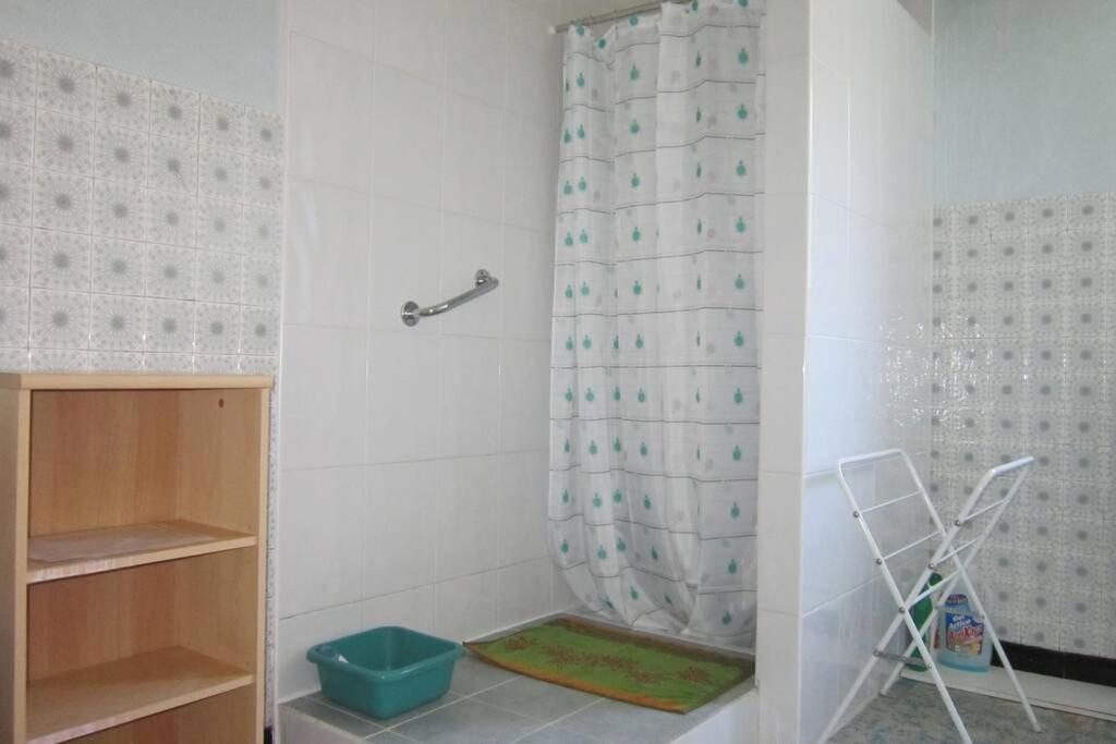 Appartement Rdc Maison De Village Savignac-les-Ormeaux Екстериор снимка